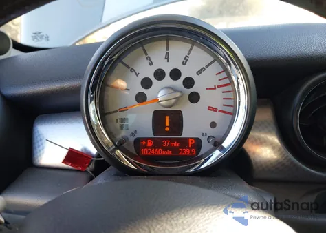 2008 Mini Cooper S Clubman z USA, uszkodzony, nr VIN WMWMM33518TP87059